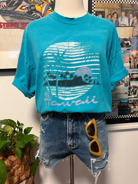 Vintage 90's Faded Hawaii Tee