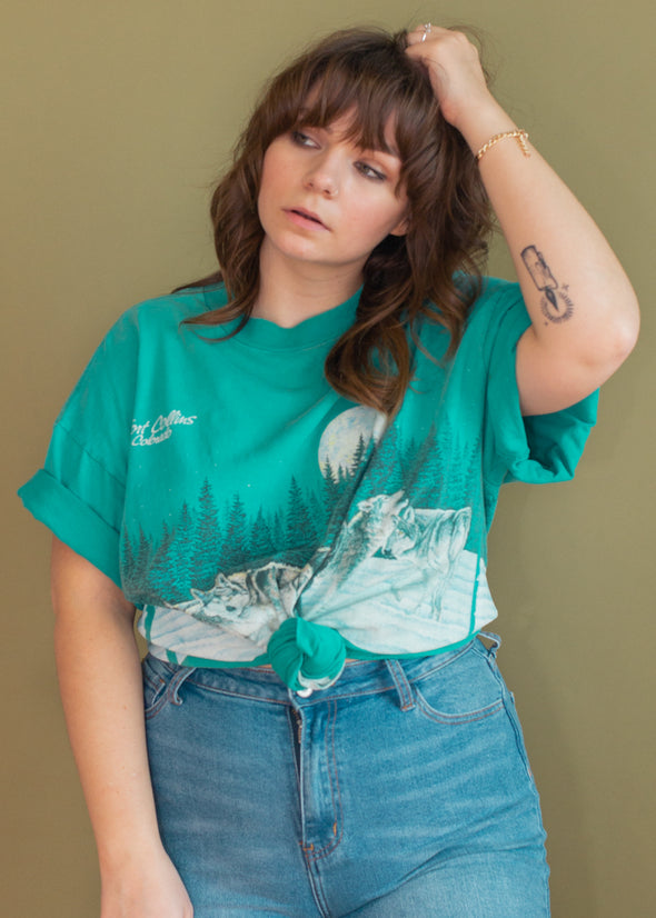 Vintage 90s Wraparound Wolf Tee