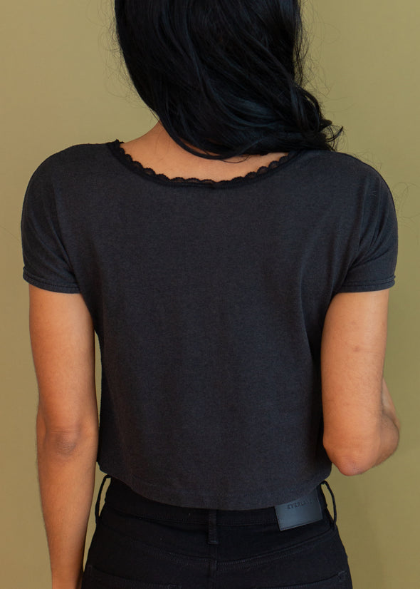 Vintage 1990 Harley Lave Trim Cropped V Neck