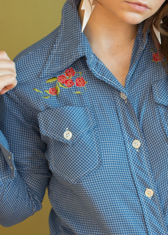 Vintage Embroidered Western Style Button Up