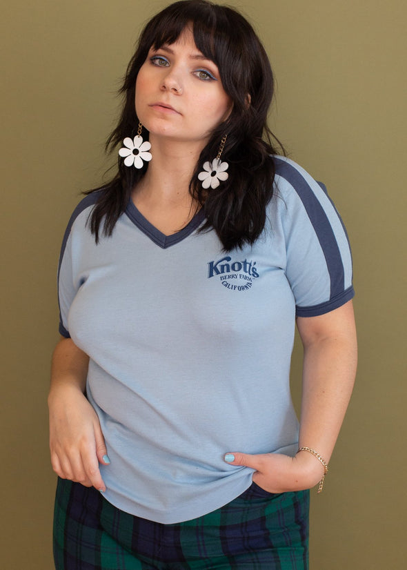 Vintage 1980s Knott's Berry Farm V Neck