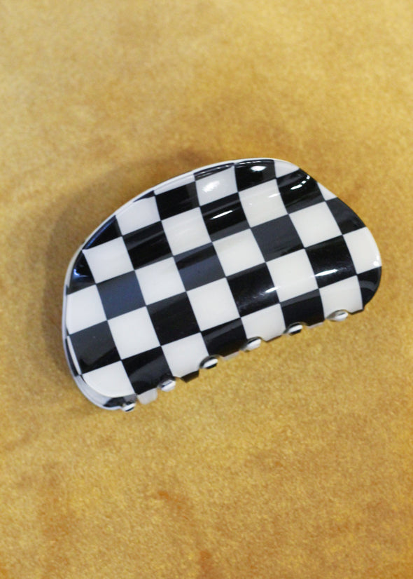 Black and White Checkered Clip