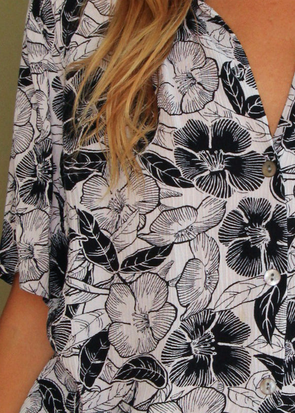Vintage 90s Black and White Floral Blouse