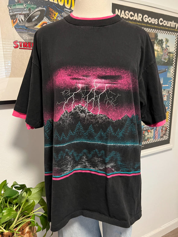 Vintage 90's Wrap Around Print Oray CO Tee