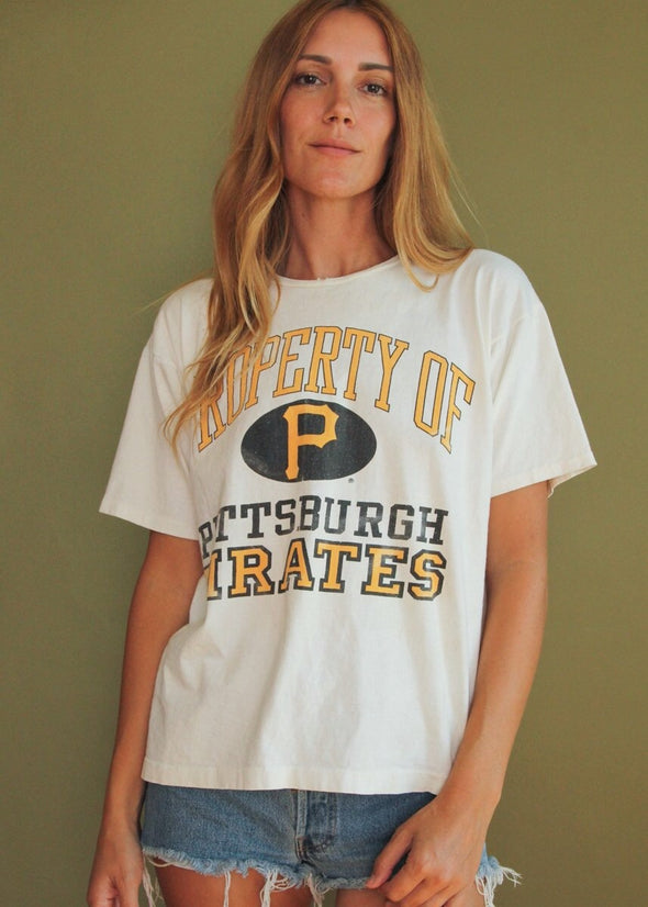 Vintage 90s Pittsburgh Pirates Tee