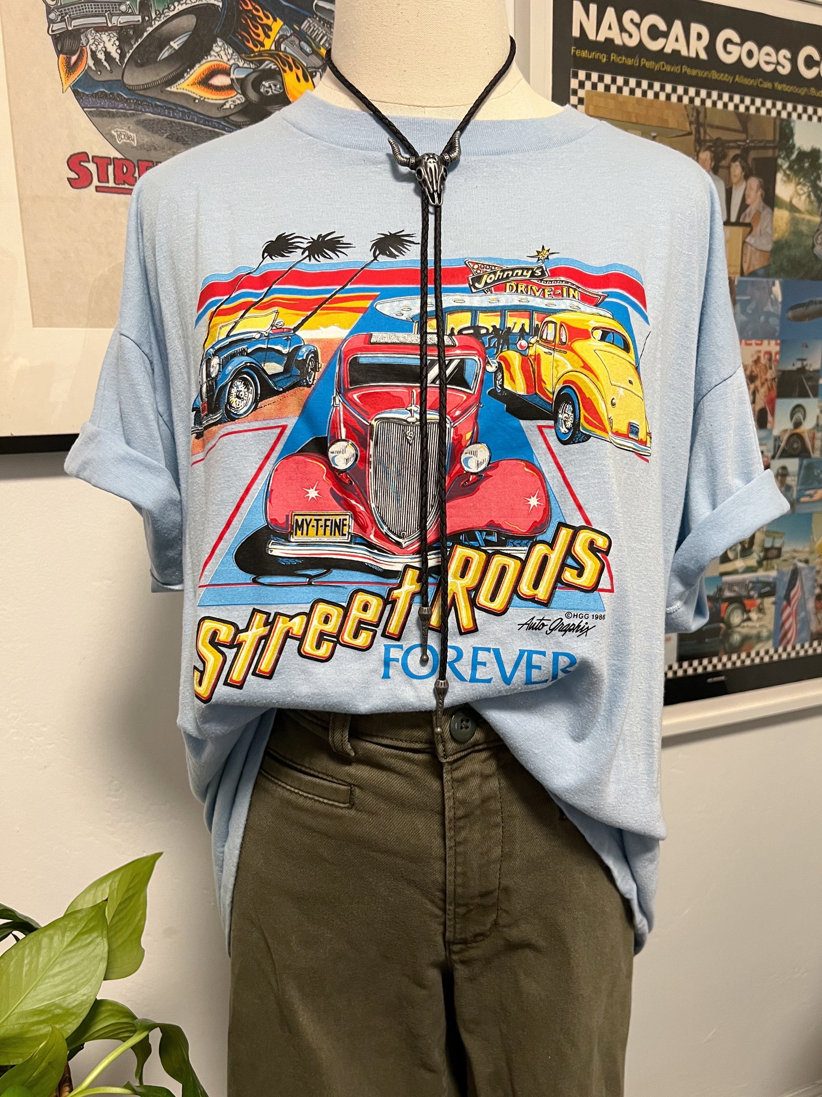One of a kind Vintage graphic tees 70s, 80s and 90s – Electric West