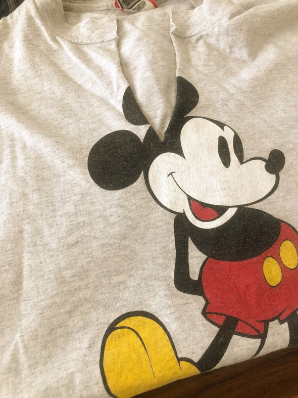 Vintage 90s Disney World tee