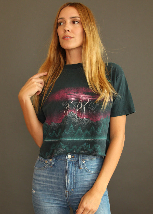 Vintage 90s Silverton Wrap Around Cropped Tee