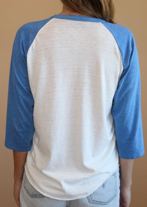 Vintage 1980s Black Hills SD Thin Grungy Raglan