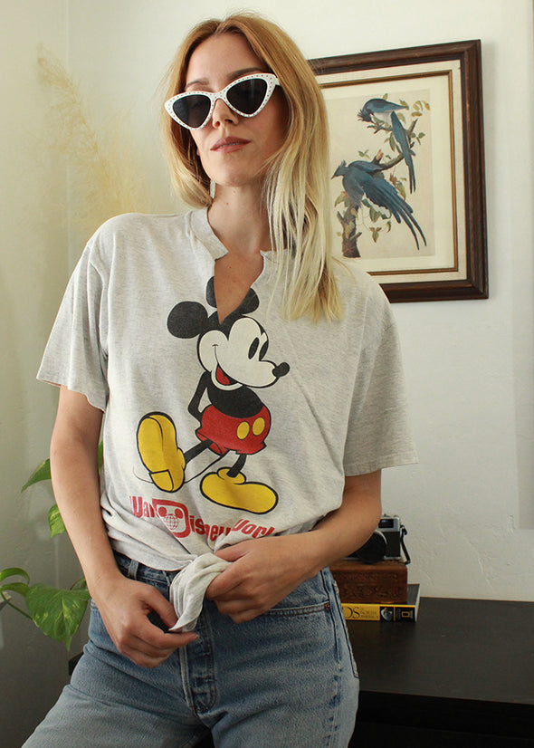 Vintage 90s Disney World tee