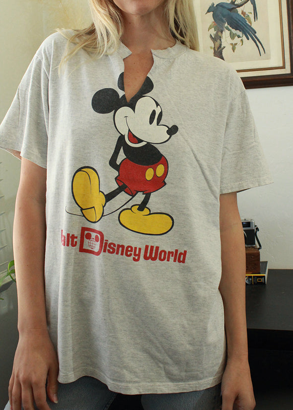 Vintage 90s Disney World tee