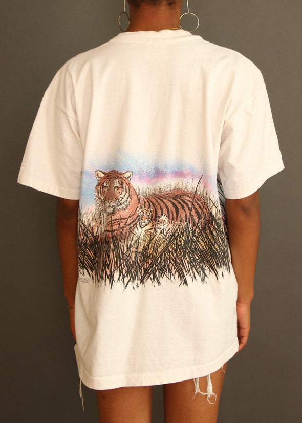Vintage 90s Busch Gardens Wrap Around Tiger Tee